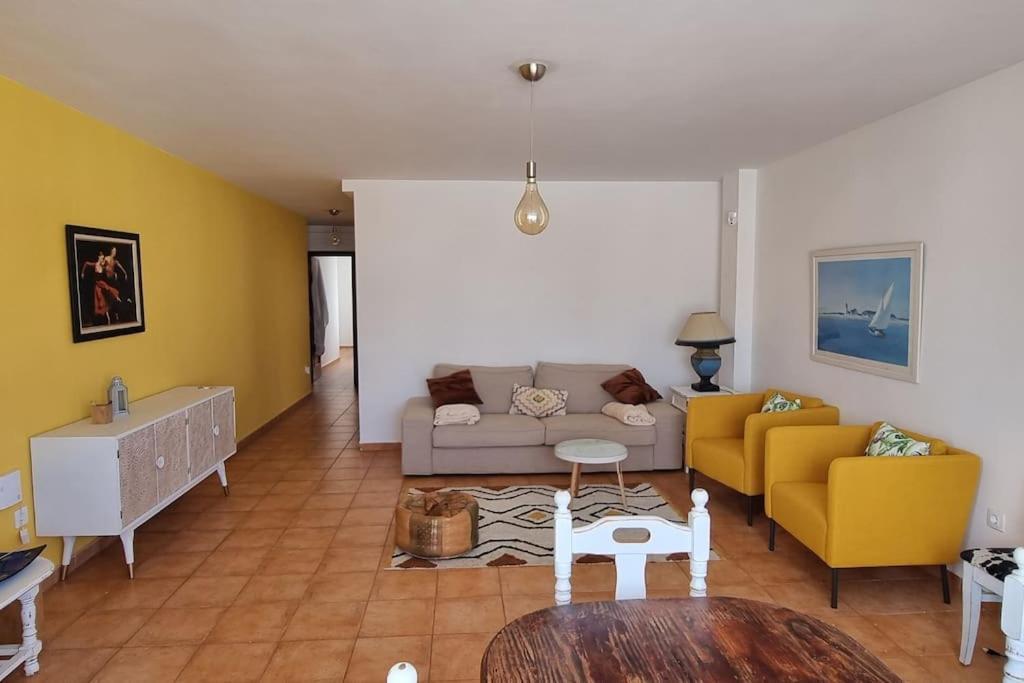 Gilda: Beautiful Spacious Apartment. Seaview From Rooftop Terrace Corralejo Exterior foto